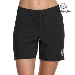 Sociala Pocketed Board Shorts Size 2XL